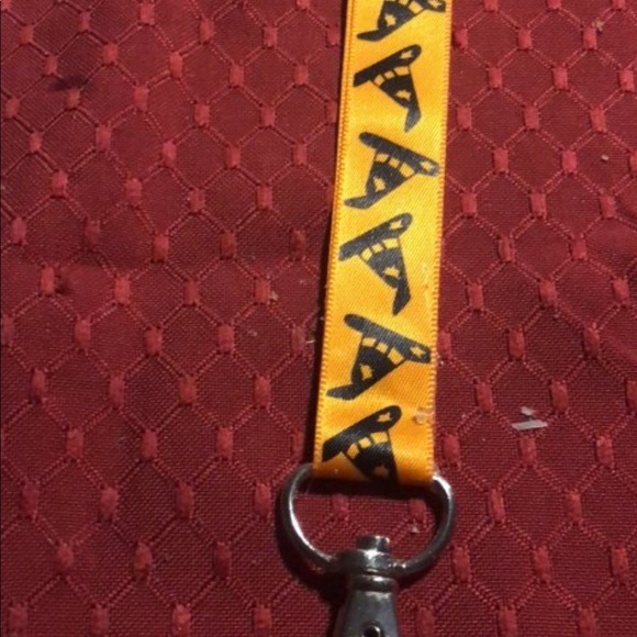 Bracelets - Picture 5 of 8